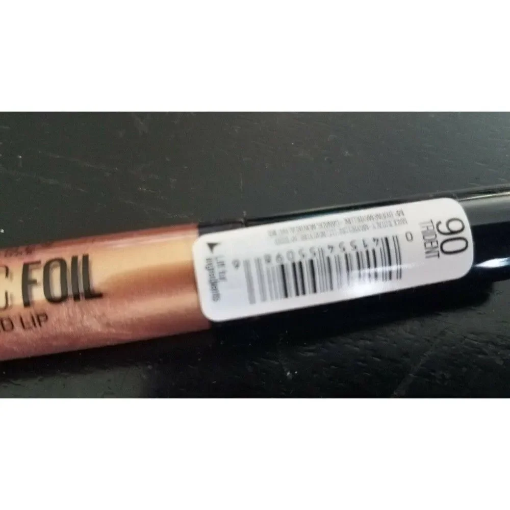 #90 Trident Lipstick Maybelline Metallic Foil Liquid Lip